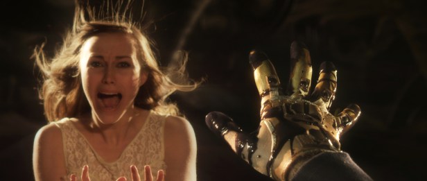 You've gotta hand it to Samantha Hill, she's got one hell of a scream!